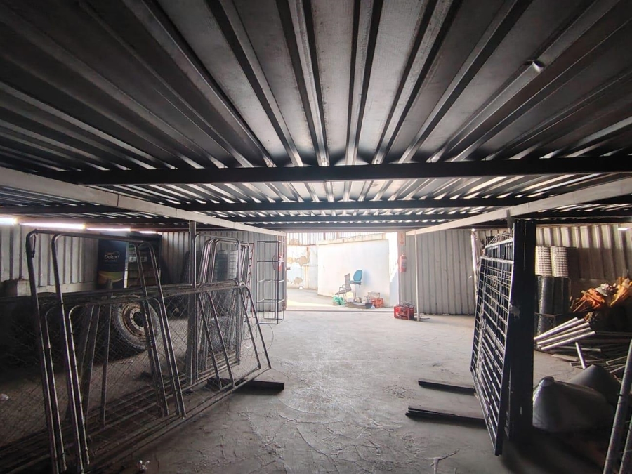 To Let commercial Property for Rent in Mthata Eastern Cape
